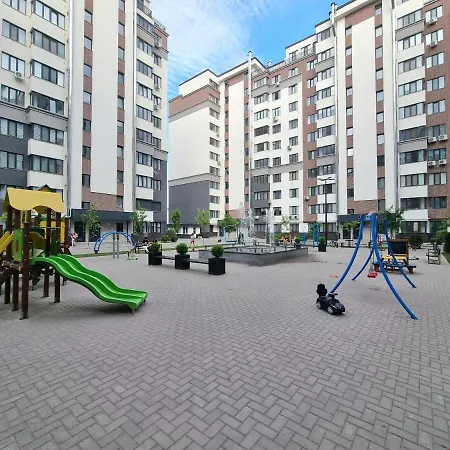 Center, Albisoara Str., 1Bedroom And Living With Balcony Kischinau Exterior foto