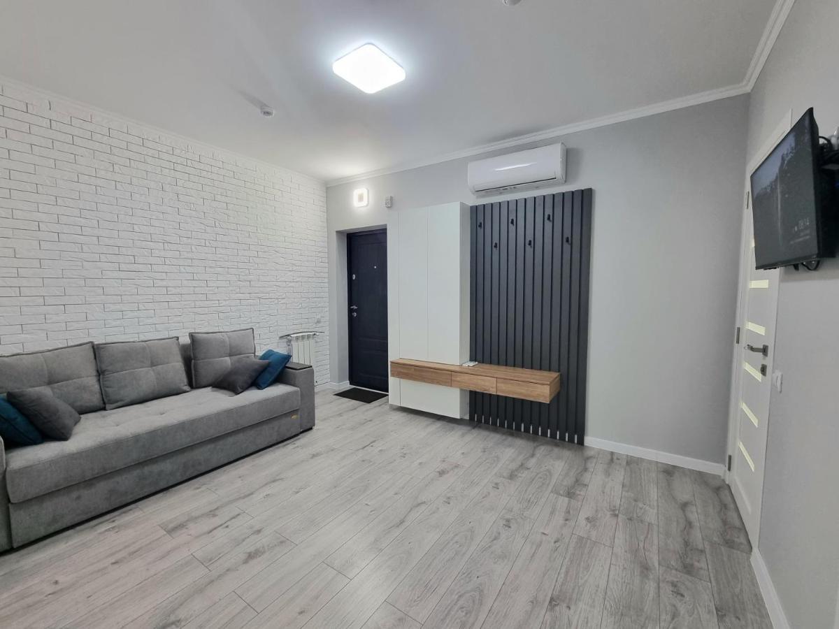 Apartment Center, Albisoara Str., 1bedroom And Living With Balcony *